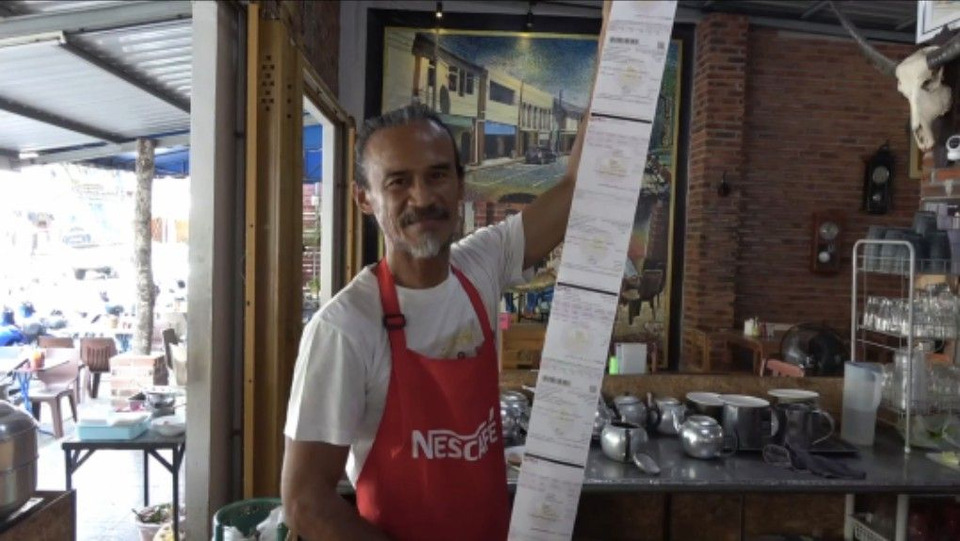 "ภาษีก็จ่าย ค่าไฟยังต้องแบก!" เสียงสะท้อนคนหาเช้ากินค่ำ ร้องรัฐบาลชี้แจงปมค่าไฟทาง