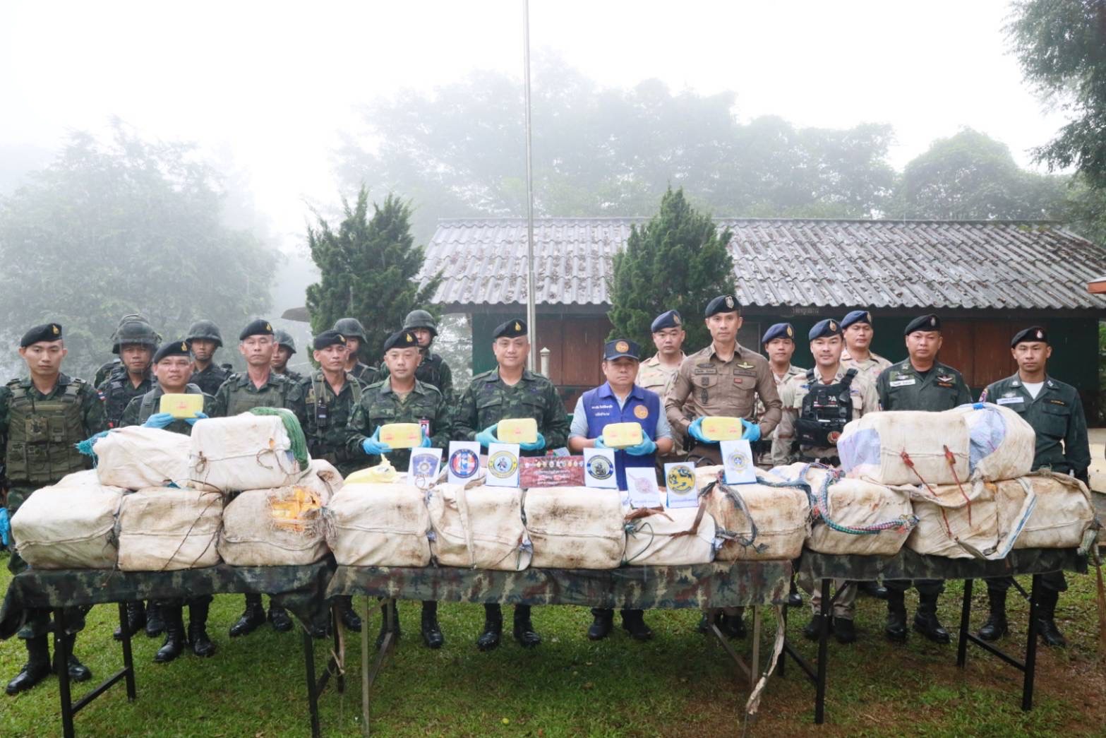 ทหารผาเมืองปะทะเดือดแก๊งค้ายา ยึดยาบ้า 4.2 ล้านเม็ด ชายแดนแม่ฟ้าหลวง