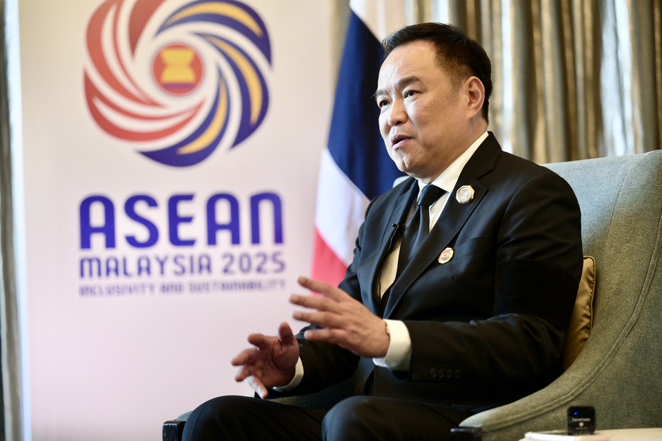 “อนุทิน“ ย้ำ “ฮุน มาเนต” ถอนอาวุธจริง ไม่ใช่เพียงสัญลักษณ์ รับ พูดตกหล่น ปมไทยล้ำกัมพูชา เผย รมว.กห. ตั้งอนุกรรมการ ติดตามข้อตกลง
