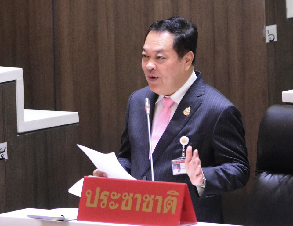 “ทวี” ขีดเส้นตาย! รัฐบาลหน้าไม่ควรอยู่นาน ต้อง “ยุบสภา” ทันทีหลังร่างรธน. ใหม่เสร็จ ด้าน “นันทนา” หวั่น “ภท.” ตั้ง ส.ส.ร.คุมเกมแก้รธน.