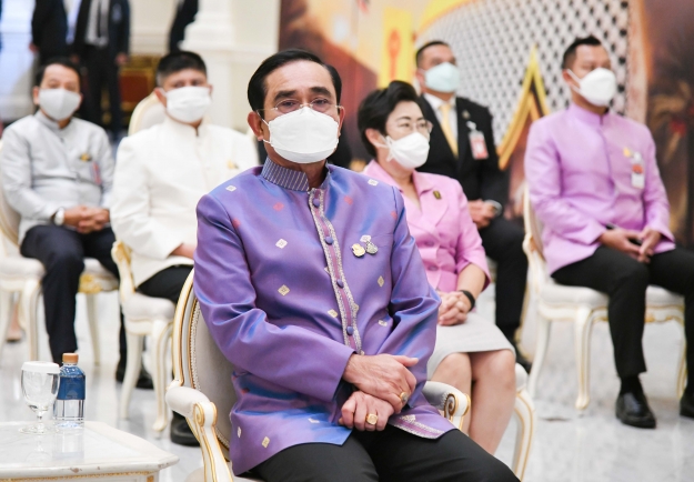 "บิ๊กตู่"เตรียมลุยลงพื้นที่ตรวจน้ำท่วมชัยนาท ก่อนควง"เสี่ยเฮ้ง"บุกถิ่นชลบุรี ติดตามโครงการ "Factory Sandbox"แหลมฉบังศุกร์นี้