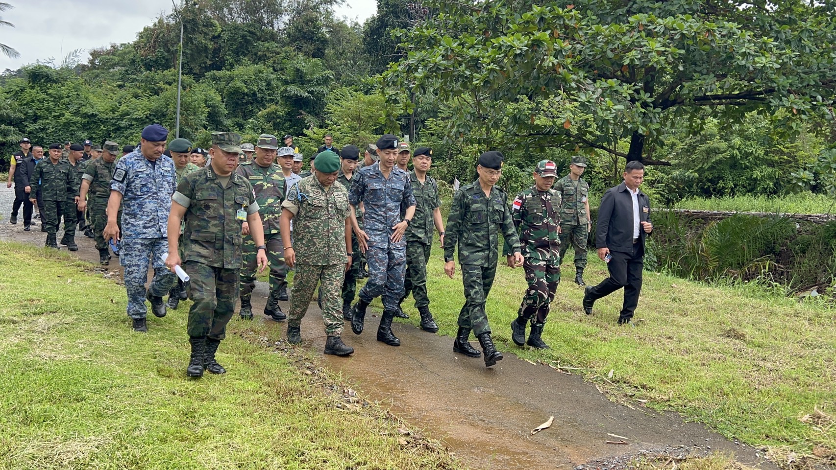 กองทัพเรือนำทูตทหารอาเซียนลงพื้นที่ชายแดนไทย-กัมพูชา ย้ำจุดยืนสันติภาพ–ผลักดันแก้ปมเขตแดนเข้าที่ประชุม GBC