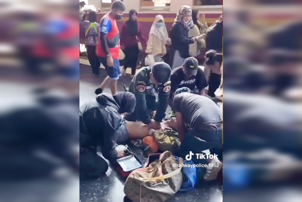 นาทีชีวิต! "ตำรวจรถไฟ" ช่วยปั๊มหัวใจผู้โดยสาร รอดตายหวุดหวิด