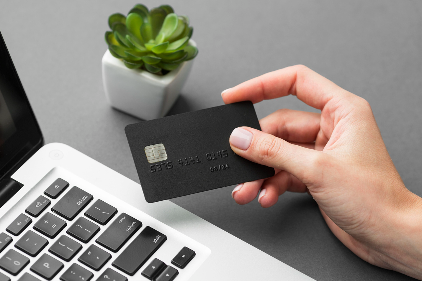 เลือกอย่างไร ? เจาะลึกโปรโมชั่นบัตรเครดิตให้ตรงไลฟ์สไตล์