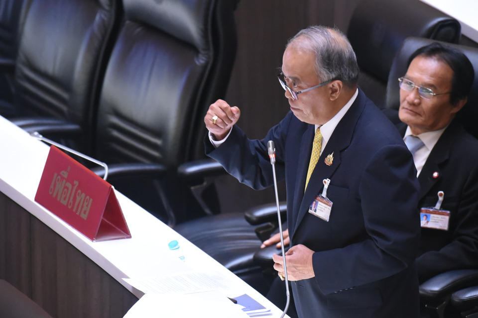"ชูศักดิ์"ซัดกลางสภา! ขาดความเชื่อมั่นรัฐบาล "ภูมิใจไทย-ประชาชน" ปมแก้รธน.ใหม่ไม่เกิดขึ้นจริง กังวล "ยุบสภา" ก่อนที่จะตั้งส.ส.ร.