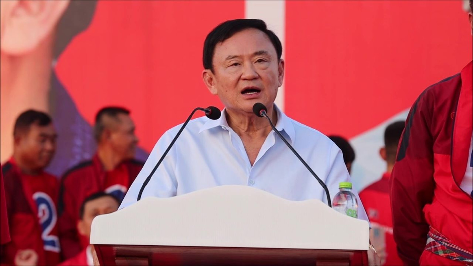 "อดิศร" ร่ายกลอนถึง "พรรคส้ม" ด่า "ทักษิณ" ทั่วอุดรธานี ระวังปาก!