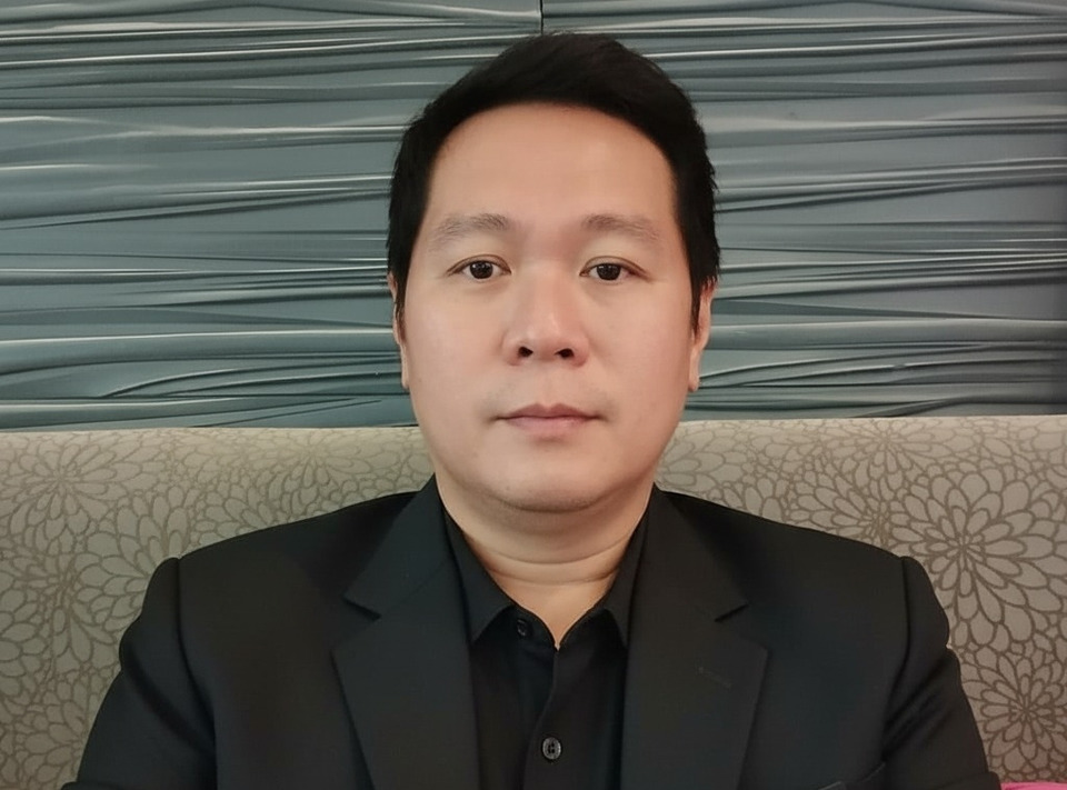 "อานนท์" เดือด! สับ "พรรคประชาชน" ไม่สน "บัตรทองเจ๊ง" แต่จ้องแต่เงินบริจาคกองทัพ! ลั่น! ใน สปสช. มีแต่ NGO สีส้ม