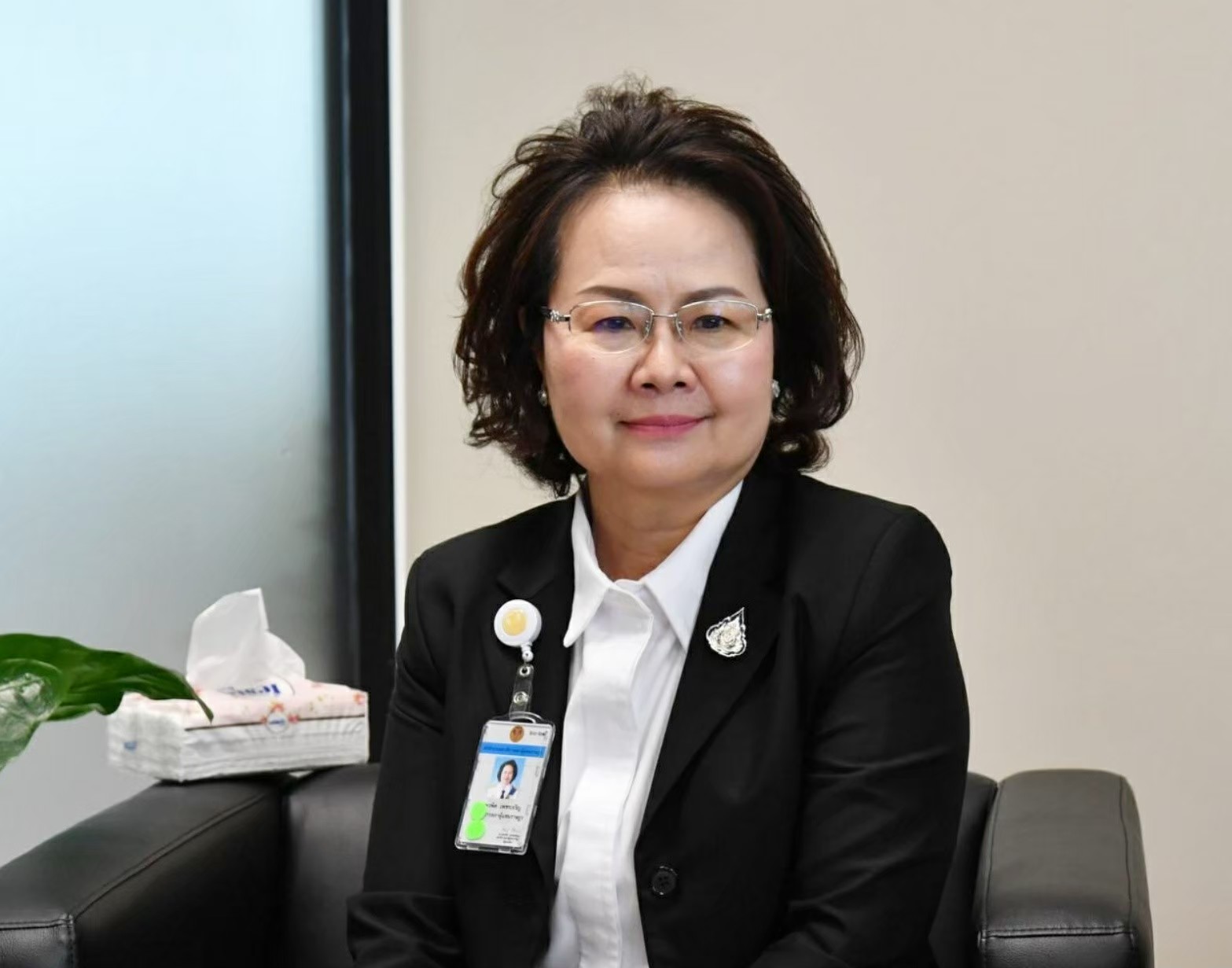 "เลขาธิการสภาฯ"สั่งเบรกกมธ.ลงพื้นที่ ตจว.ป้องกันโควิด-19 แพร่ระบาด