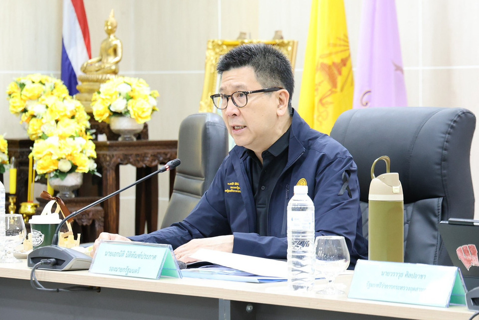 ‘เอกนิติ’ เผยศก.ไทยอ่วมวิกฤตสงคราม ต้องเร่งออกพ.ร.ก.กู้เงิน 4 แสนล. กู้สถานการณ์ ก่อนลามค่าครองชีพ-คนตกงาน
