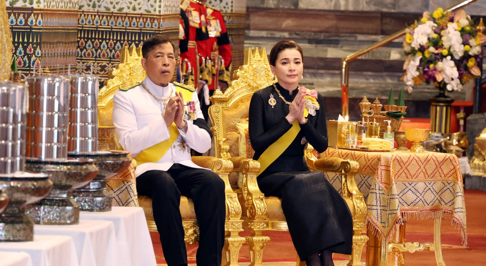 "ในหลวง-พระราชินี" เสด็จฯไปในการพระราชพิธีฉัตรมงคล พุทธศักราช 2569 ณ พระที่นั่งอมรินทรวินิจฉัย พระบรมมหาราชวัง