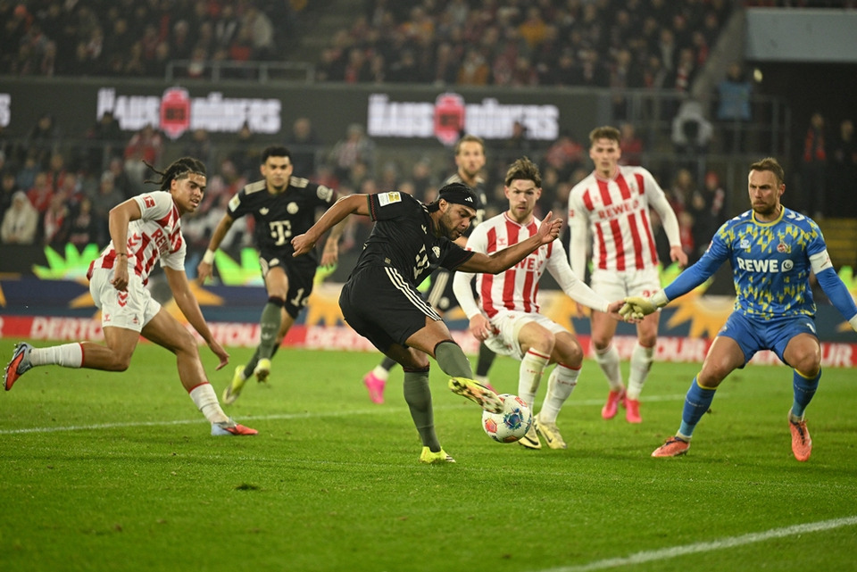 "บาเยิร์น" บุกอัด "โคโลญจน์" 3-1 นำจ่าฝูงบุนเดสลีก้า ห่าง 11 แต้ม