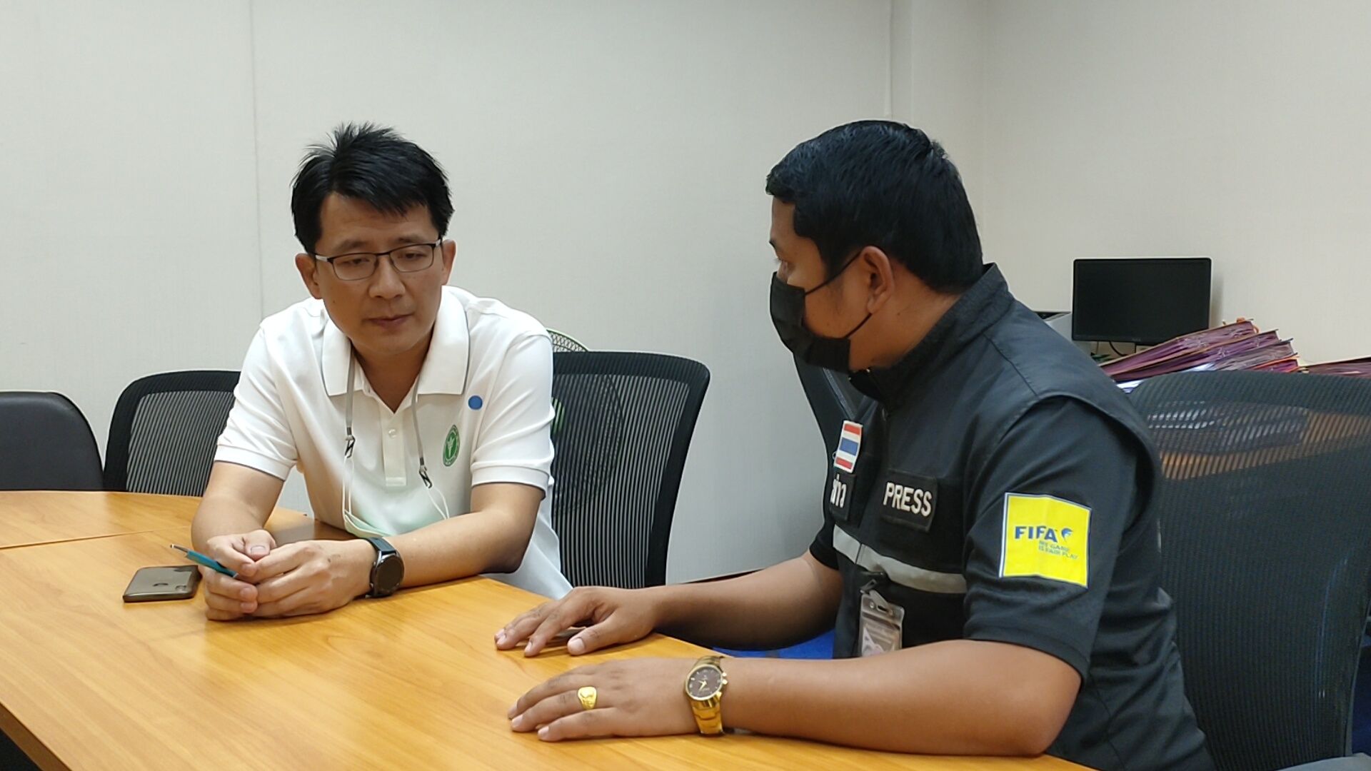 รพ.นางรอง​ ชี้ยังไม่ทราบสาเหตุ ตร.ตายขณะผ่าตัด​ รอผลชันสูตรศพ​ ยันรักษาตามมาตรฐานวิชาชีพ
