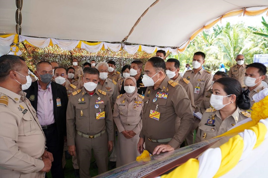 พระมหากรุณาธิคุณช่วยราษฎรต.นาประดู่ จ.ปัตตานี ได้มีน้ำกินน้ำใช้ตลอดทั้งปี