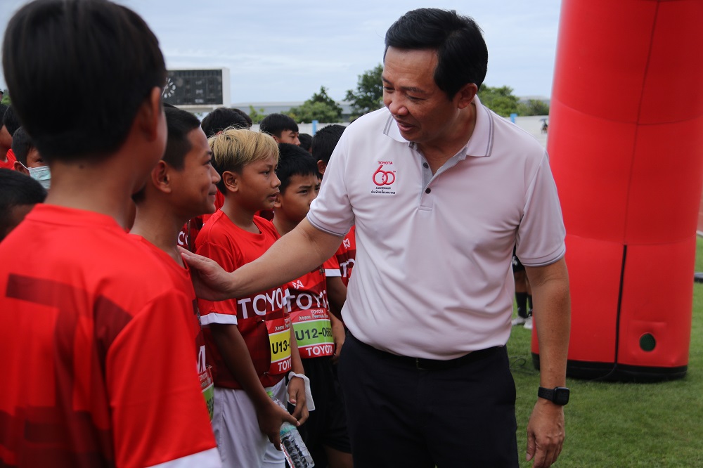 เข้มข้นโซนตะวันออก! “Toyota Junior Football Clinic 2022” คัดเลือกที่ 7 ชลบุรี ได้ 30 แข้งฝีเท้าลุยรอบสุดท้าย