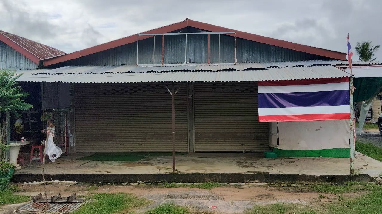 ชาวบ้านชายแดนผิดหวัง! หลัง กองทัพบกย้ำ “ตอบโต้กัมพูชา” ต้องรอบคอบ – หลายร้านปิดหนี ย้ายถิ่นทำกินใหม่