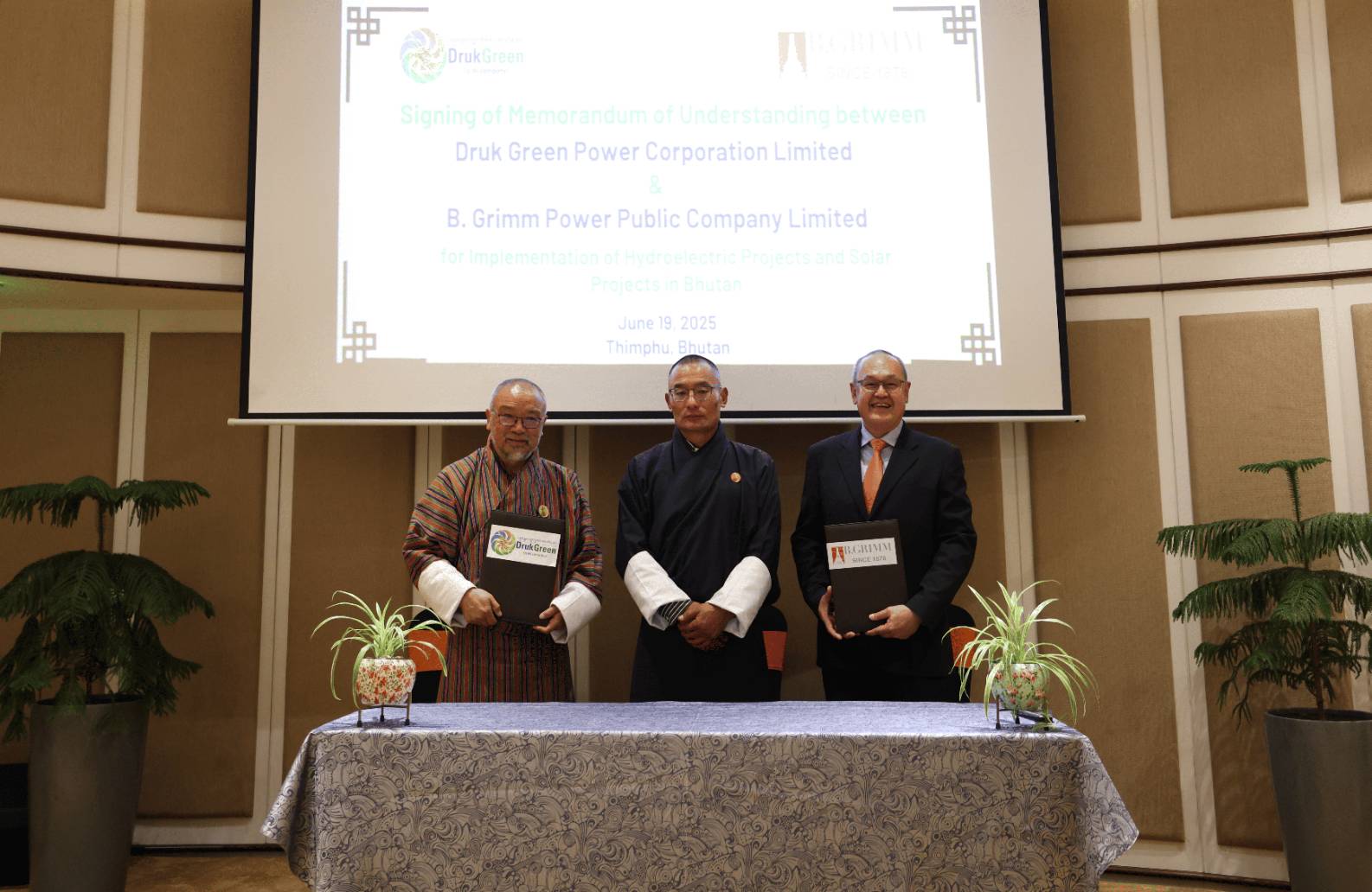 บี.กริม เพาเวอร์ จับมือ Druk Green Power Corporation ลงนามบันทึกข้อตกลงความร่วมมือพัฒนาโครงการพลังน้ำ-แสงอาทิตย์ในภูฏาน