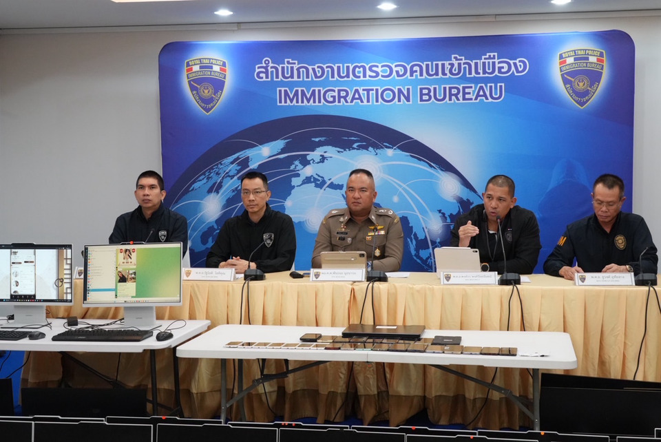 แกะรอยพาสปอร์ตปลอม ขยายผลทลายเครือข่ายองค์กรอาชญากรรมข้ามชาติ ใช้ไทยเป็นทางผ่านส่งคนไปยุโรป