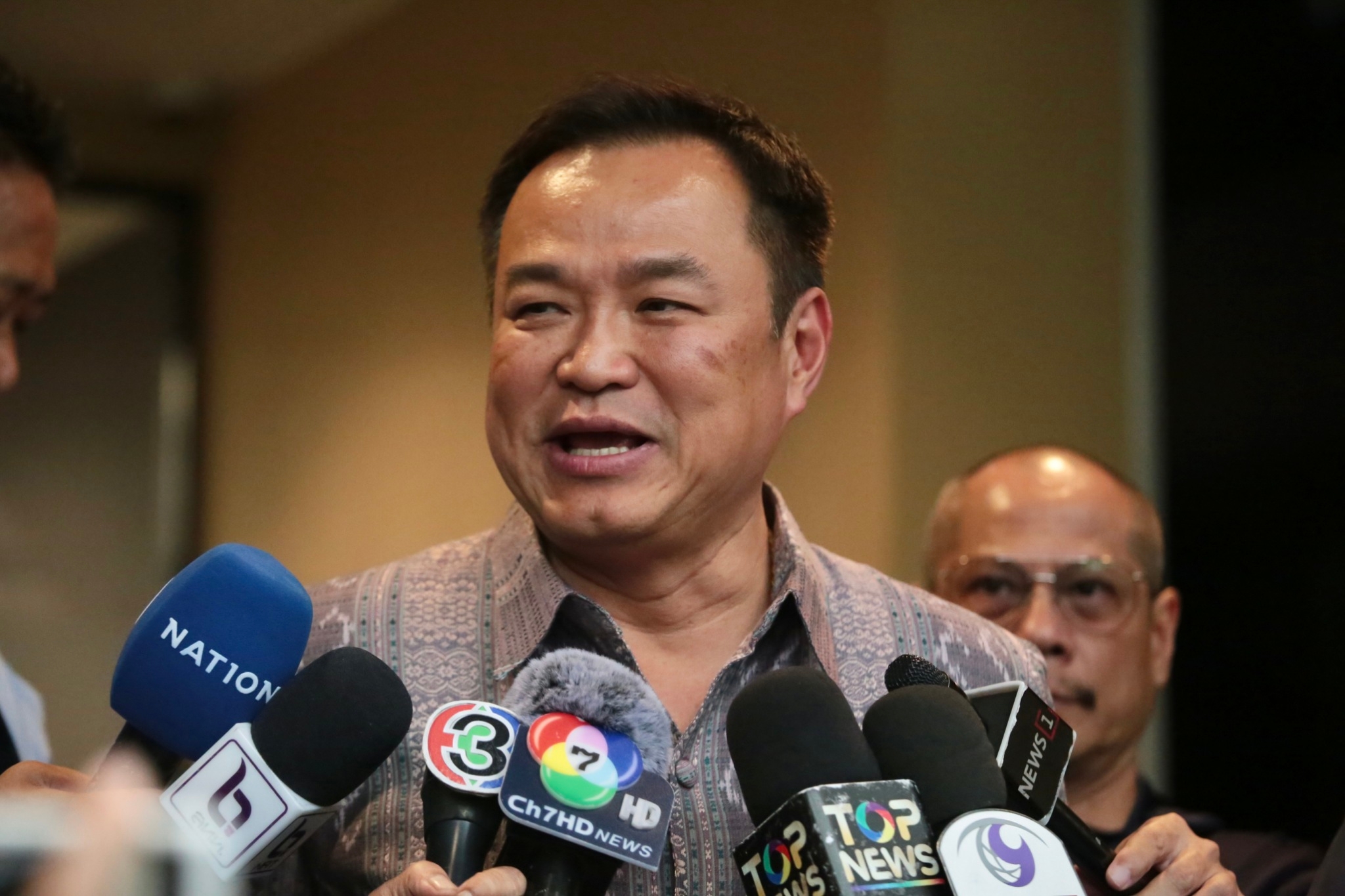 "มท.1" เผยควบคุมสถานการณ์น้ำท่วมแม่สาย ที่เชียงรายได้แล้ว ยังไม่ถึงขั้นประกาศพื้นที่ภัยพิบัติ