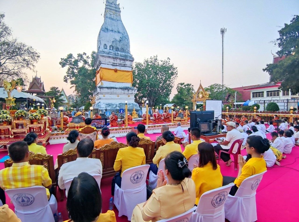 อำเภอคำเขื่อนแก้ว จัดพิธีเจริญพระพุทธมนต์ ถวายพระพรชัยมงคลเฉลิมพระเกียรติ