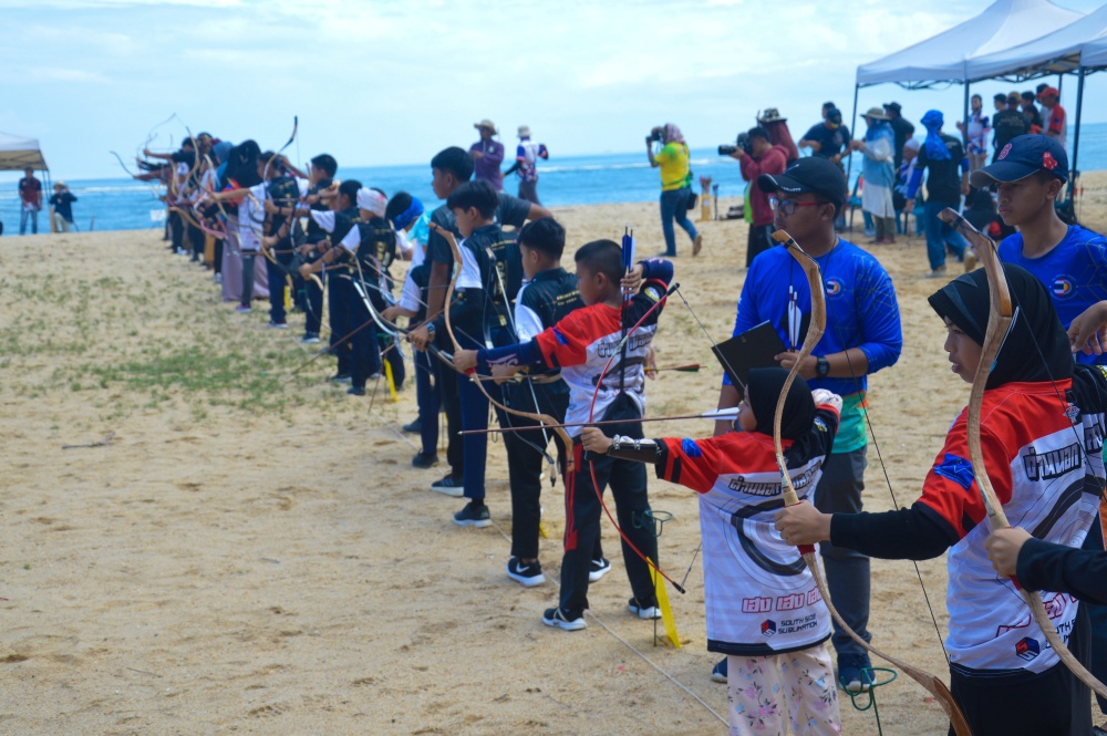 นราธิวาส-จัดกิจกรรมการแข่งขันธนูสนามสุดท้ายแห่งปี ภายใต้ชื่อ NAPAYA Archery Final Year 2020