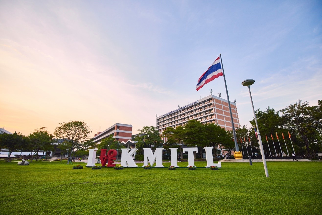 เปิดอบรมผู้บริหารระดับสูง เพื่อการเปลี่ยนแปลง 𝗞𝗠𝗜𝗧𝗟 𝗖𝗢𝗡𝗡𝗘𝗫𝗧 กับ 𝟭𝟬𝟬  𝗬𝗢𝗨𝗡𝗚 𝗘𝗫𝗘𝗖𝗨𝗧𝗜𝗩𝗘𝗦 𝗙𝗢𝗥 𝗖𝗘𝗢 𝗚𝗥𝗢𝗪 𝗨𝗣