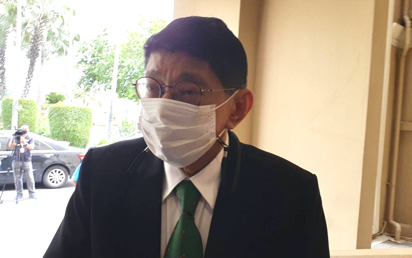 "วิษณุ" รับแก้กฎหมายประชามติ หลังประกาศใช้ไม่ใช่เรื่องแปลก วอนสังคมรอดูท่าทีรบ. ขออย่าเพิ่งวิจารณ์