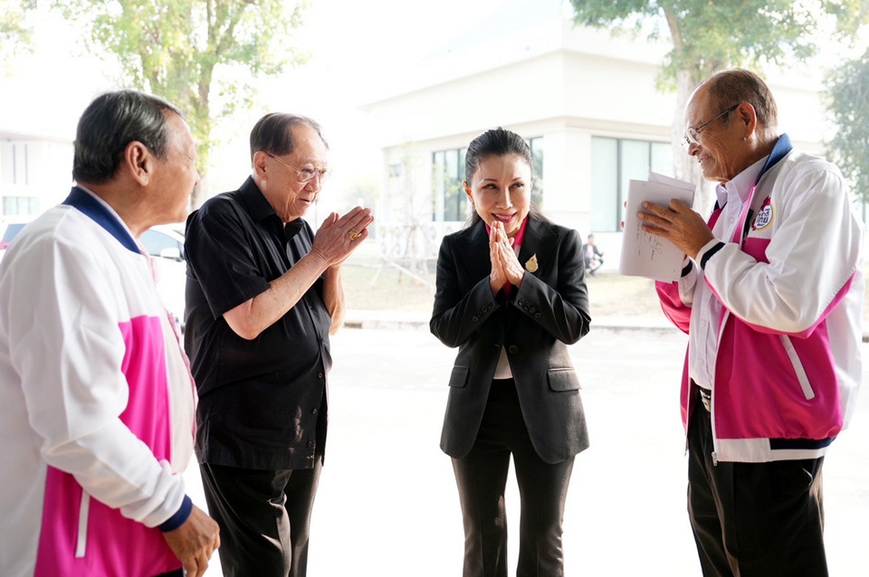 ชาติไทยพัฒนาเลือก "กัญจนา" นั่ง หน.พรรค ย้ำ "วราวุธ" ไม่ทิ้งพรรค แค่ย้ายเพื่อทำงานได้เต็มที่