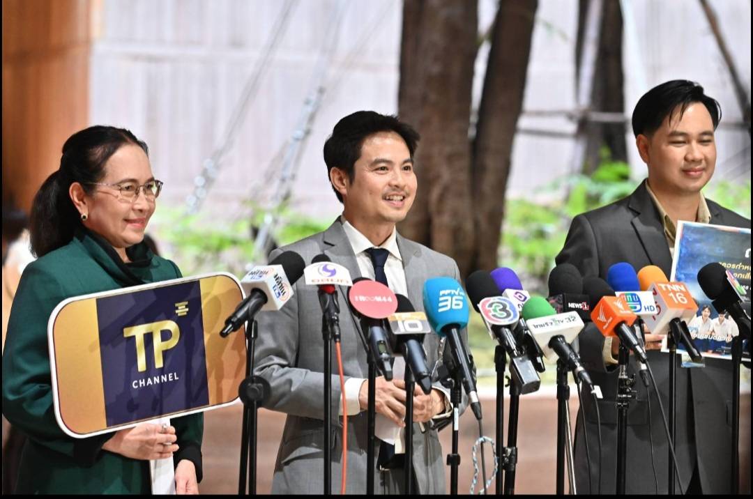 "ภราดร" เชิญชมแข่ง "โต้วาที" รอบชิงชนะเลิศ "เซนต์คาเบรียล-รร.สตรีราชินูทิศฯ" 8 ก.พ.นี้ ที่รัฐสภา 