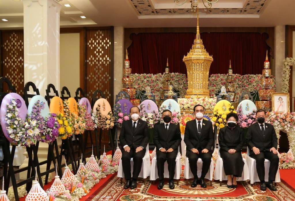 "นายกรัฐมนตรี" ร่วมแสดงความอาลัยยิ่งการถึงแก่อนิจกรรมของ "สิริญา อินทามระ"