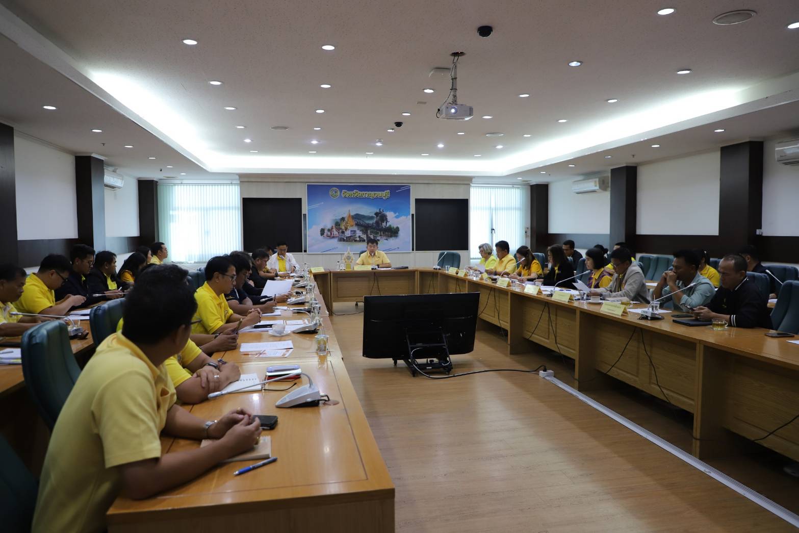 รองผู้วาฯกาญจนบุรีเป็นปธ.จัดประชุมคณะทำงานย่อยเพื่อติดตามภารกิจการลงพื้นที่ของรองนายกรัฐมนตรี 