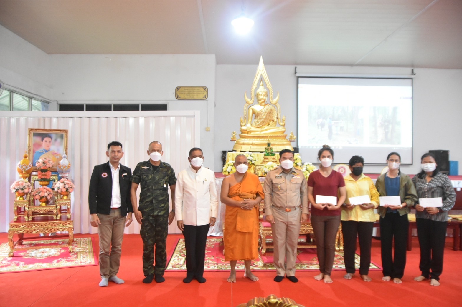 พุทธศาสนิกชนชาวนราธิวาส  ร่วมพิธีสวดมนต์เจริญจิตตภาวนาถวายพระราชกุศล แด่ ‘เจ้าฟ้าพัชรกิติยาภาฯ’