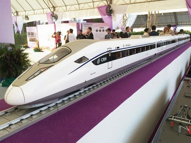 การรถไฟฯลุยไฮสปีดเทรนไทย-จีน จดปากกาก่อสร้างงานโยธา 5 สัญญา ระยะ 101 กม. วงเงินกว่า 4 หมื่นล้าน ตั้งเป้าเปิดวิ่งปี 68