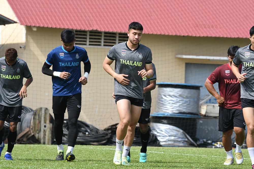 "ช้างศึก" คึกซ้อมต่อเนื่อง ก่อนชิงแชมป์กลุ่มกับเวียดนาม