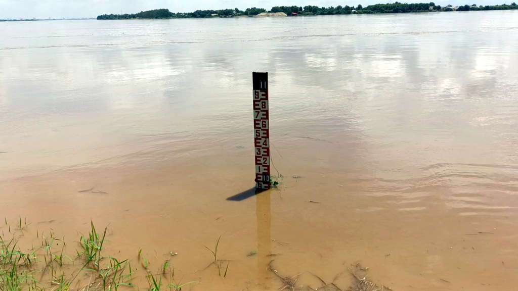 ฝนตกหนักทางตอนเหนือ ระดับน้ำโขงฝั่งหนองคายเพิ่มสูงต่อเนื่อง เตือนผู้อาศัยริมน้ำเฝ้าระวัง
