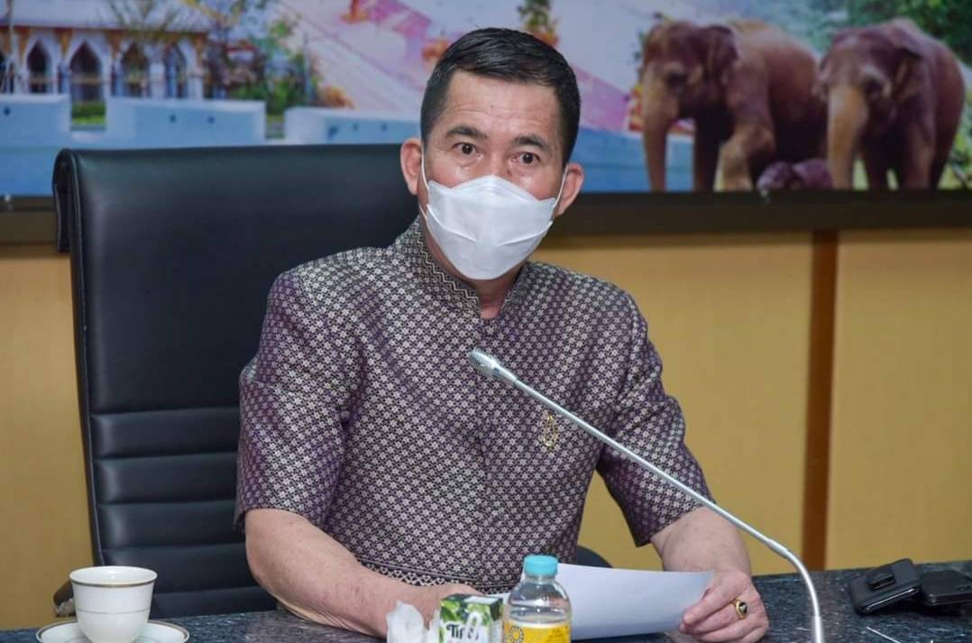 ผู้ว่าฯแปดริ้วระดมทุกภาคส่วนแก้ปัญหาผักตบชวาในแม่น้ำบางปะกง  หลังถูกชาวบ้านร้องเรียน 