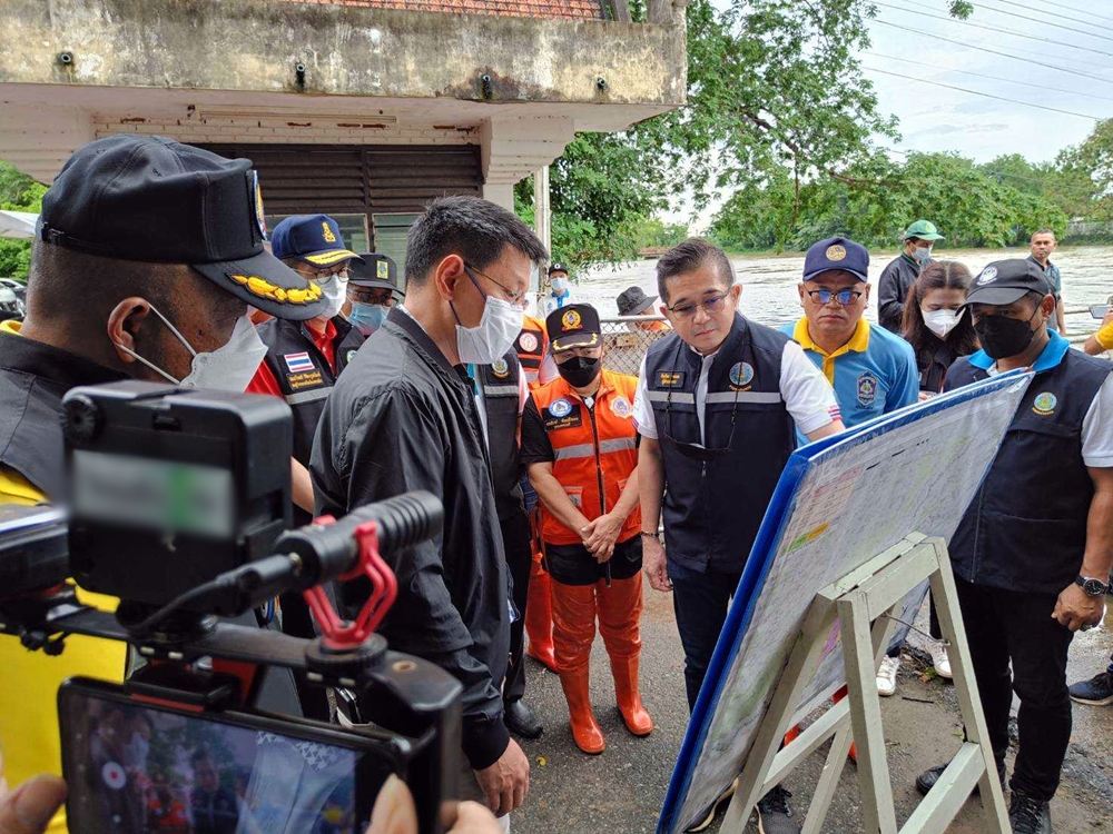 ผู้ว่าฯโคราช รุดตรวจสถานการณ์น้ำเขตอำเภอพิมาย 