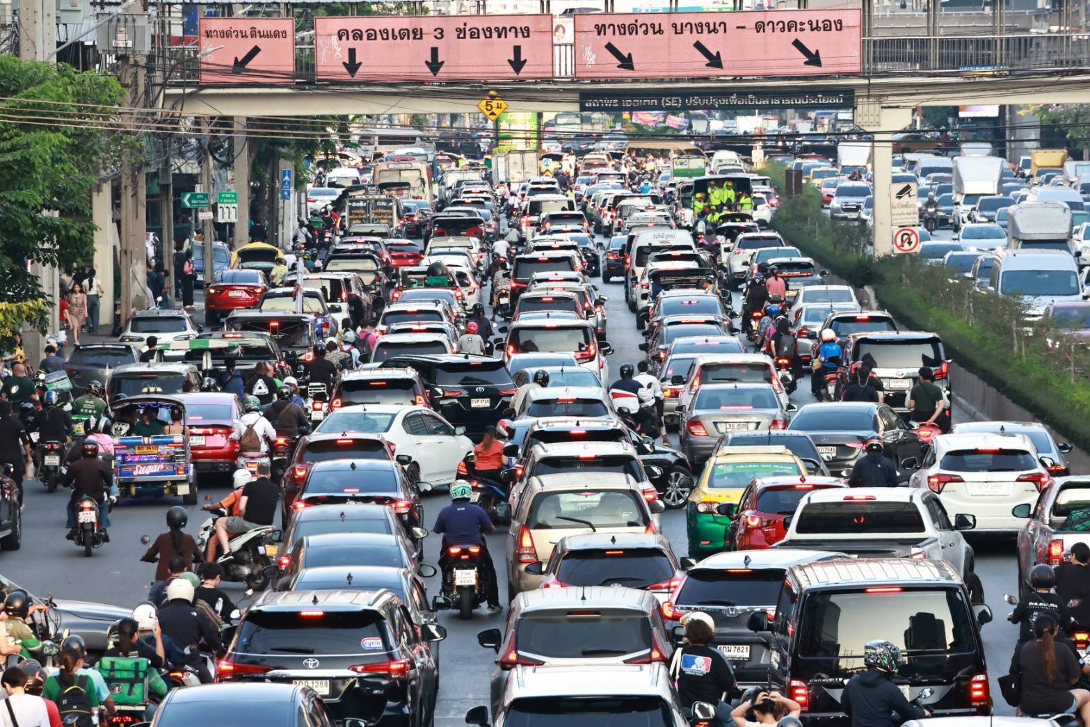 บก.จร.ขอความร่วมมือ ปชช.เลี่ยงเส้นทางถนนกำแพงเพชร 2-พื้นที่โดยรอบตลาดนัดจตุจักร