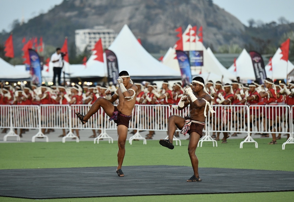 "บิ๊กตู่" เปิดงาน Amazing Muaythai Festival "บัวขาว" นำทหาร 3,660 นายร่วมบันทึกสถิติโลกโชว์ไหว้ครูมวยไทย