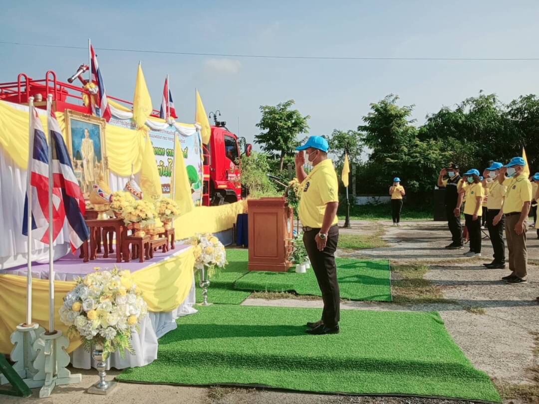 นายอำเภอป่าโมกนำปชช.ปลูกต้นทองอุไร 70 ต้น  เฉลิมพระเกียรติพระบาทสมเด็จพระเจ้าอยู่หัว