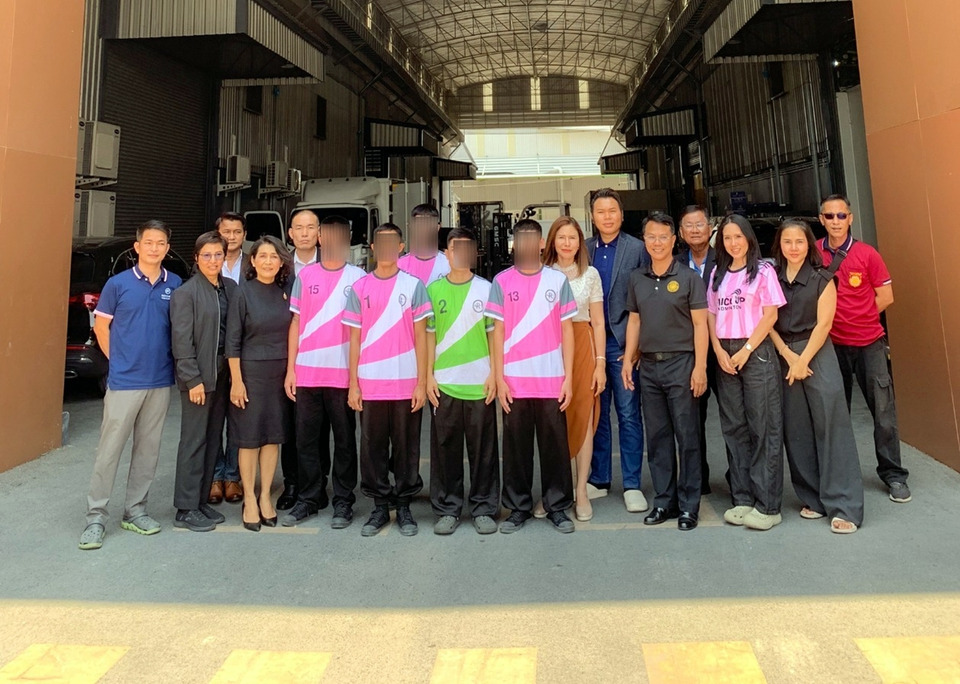 เรือนจำกลางนครปฐมร่วมรีโว่เมด-สตรีนักธุรกิจฝึกทักษะอาชีพผู้ต้องขัง