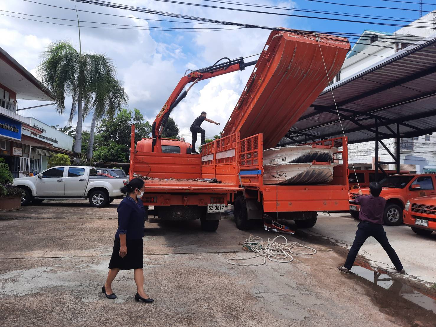 ปภ.ยโสธรรับเรือท้องแบนพร้อมเครื่องยนต์เตรียมช่วยเหลือปชช.หากเกิดน้ำท่วม