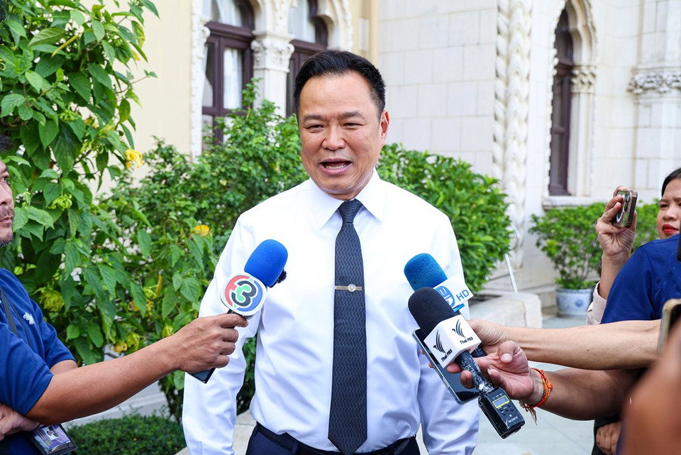 "อนุทิน" ประกาศกร้าว! สั่งรวมแถวพรรคร่วมรัฐบาล ประชุม สส. ทุกสัปดาห์ 