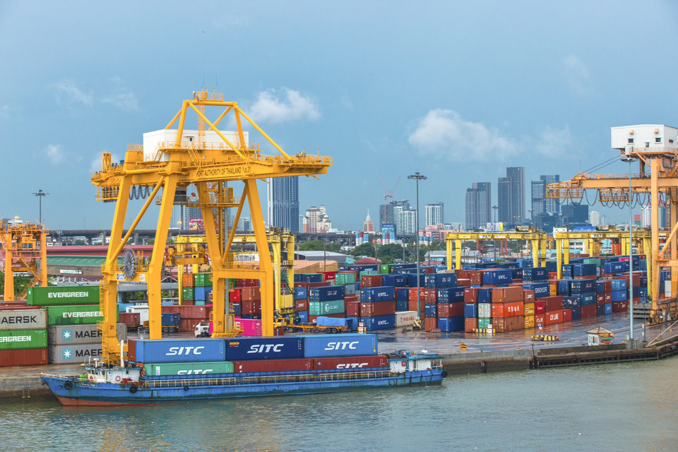 กทท. เพิ่มสปีดขนส่งฯ เปิดพื้นที่ LCL IMPORT เฉพาะโรงพักสินค้า 8–9 เพิ่มความคล่องตัว รองรับเรือชายฝั่งโตต่อเนื่อง