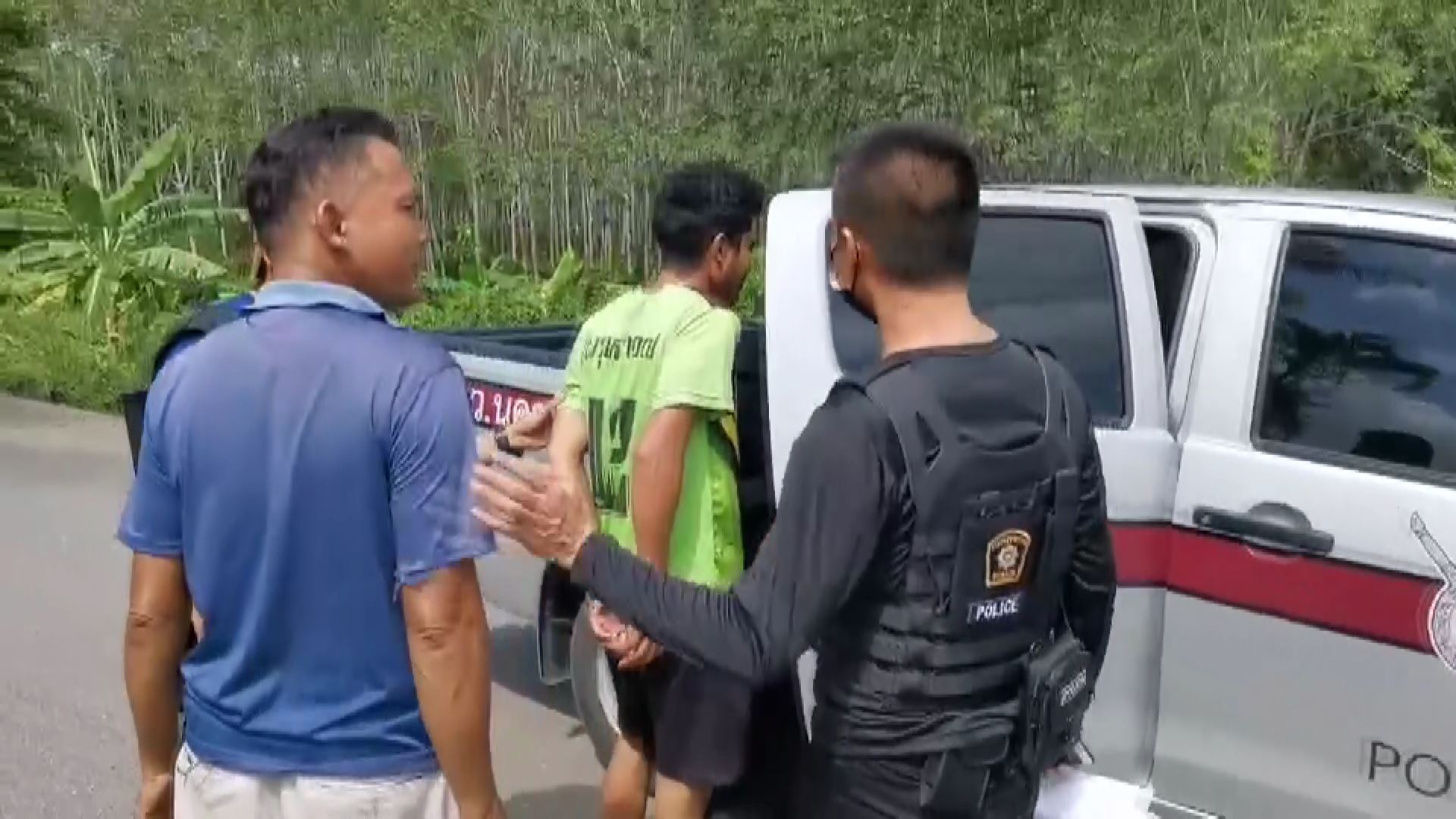 รวบ “ด้วง ถ้ำใหญ่” ผู้ต้องหาใช้เอ็ม 16   ยิงถล่มบ้าน “โอเล่ ถ้ำใหญ่” นักค้ายาชื่อดัง