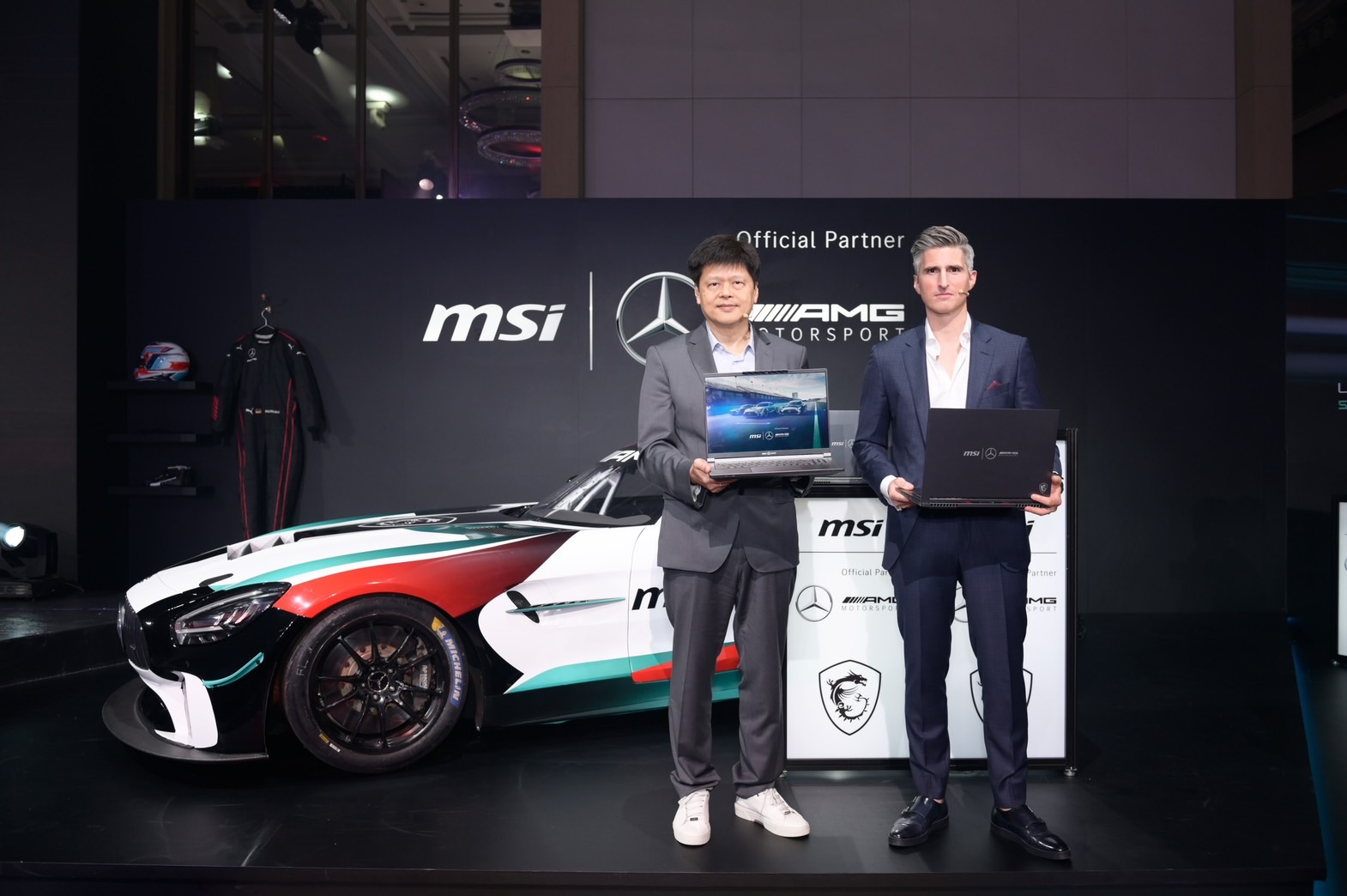 "MSI" เปิดตัวแล็ปท็อปรุ่นพิเศษ ลิมิเต็ด อิดิชันร่วมกับ Mercedes-AMG 