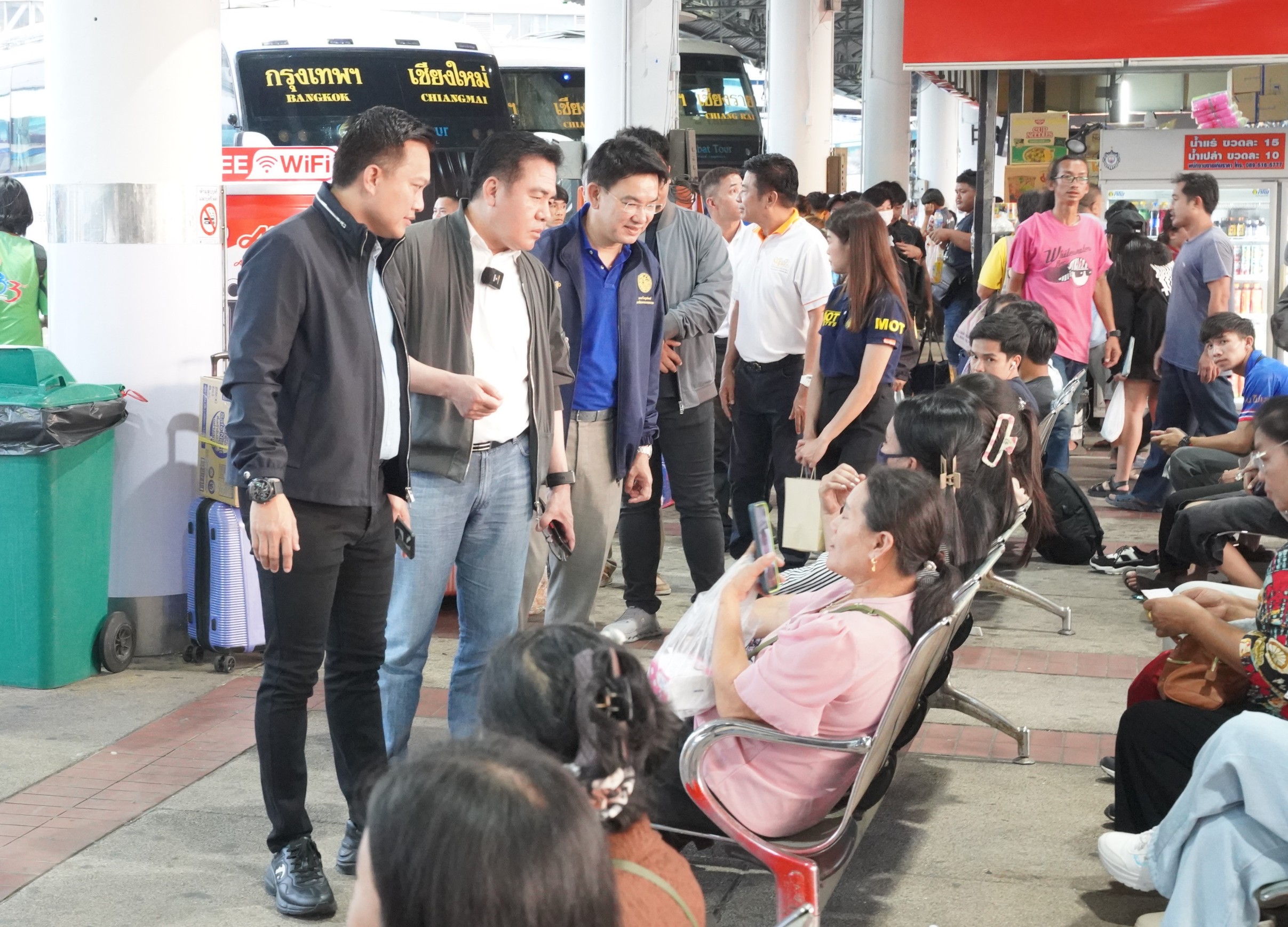 “สุรพงษ์” ตรวจ "หมอชิต 2" เช็คความพร้อมดูแลปชช.เดินทางช่วงสงกรานต์ คาด 11-12 เม.ย. วันละแสนคน