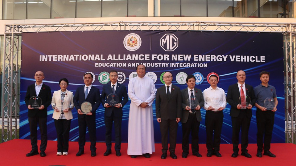 ABAC จับมือ ค่ายเอ็มจี เอส เอไอซี มอเตอร์ MG- SAIC Motor  เปิดศูนย์วิจัยและพัฒนา ป้อนอุตสาหกรรมยานยนต์และพลังงานแห่งอนาคต