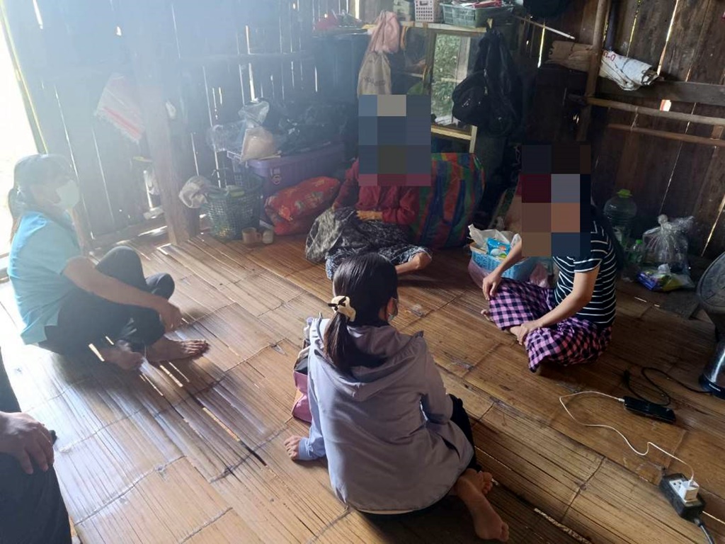 กิ่งกาชาดอำเภอแม่สะเรียง บูรณาการติดตามช่วยเหลือครอบครัวนักเรียน ด้อยโอกาส