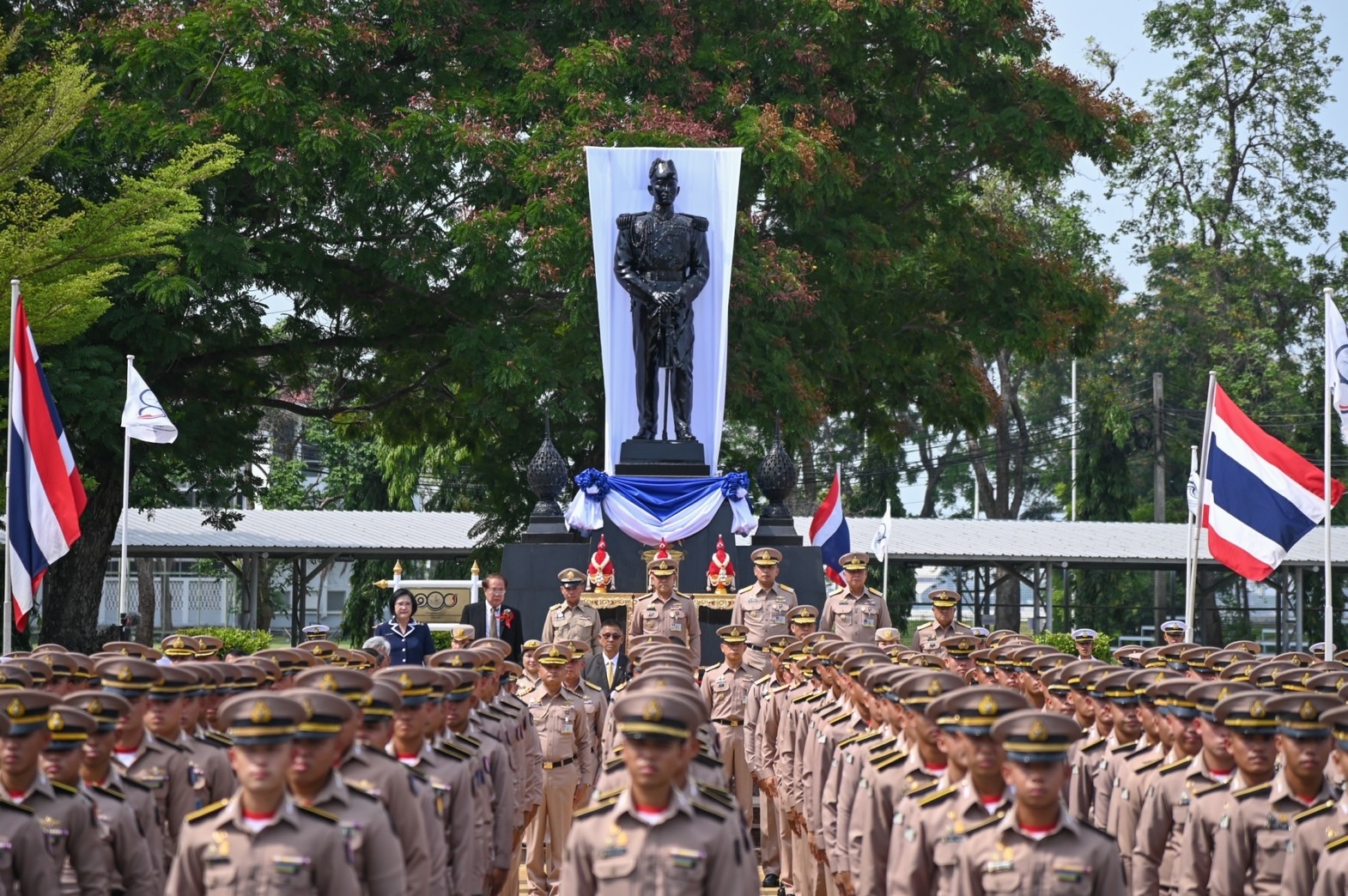 ผบ.ทร.เป็นประธานกิจกรรมเทิดพระเกียรติ"พระอาจารย์พระองค์แรกของนักเรียนนายเรือ”  