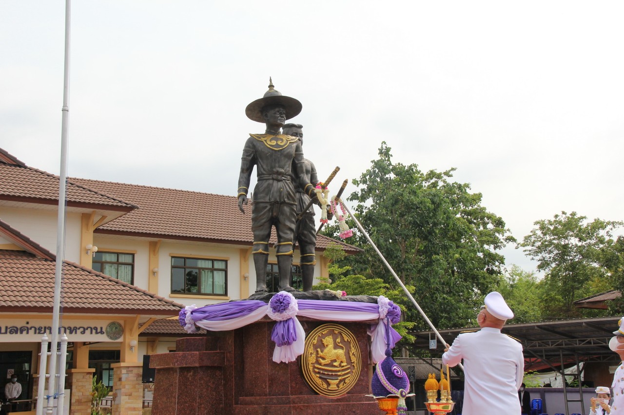 พิธีวางพานพุ่มสักการะอนุสาวรีย์เจ้าพระยาบดินทรเดชา